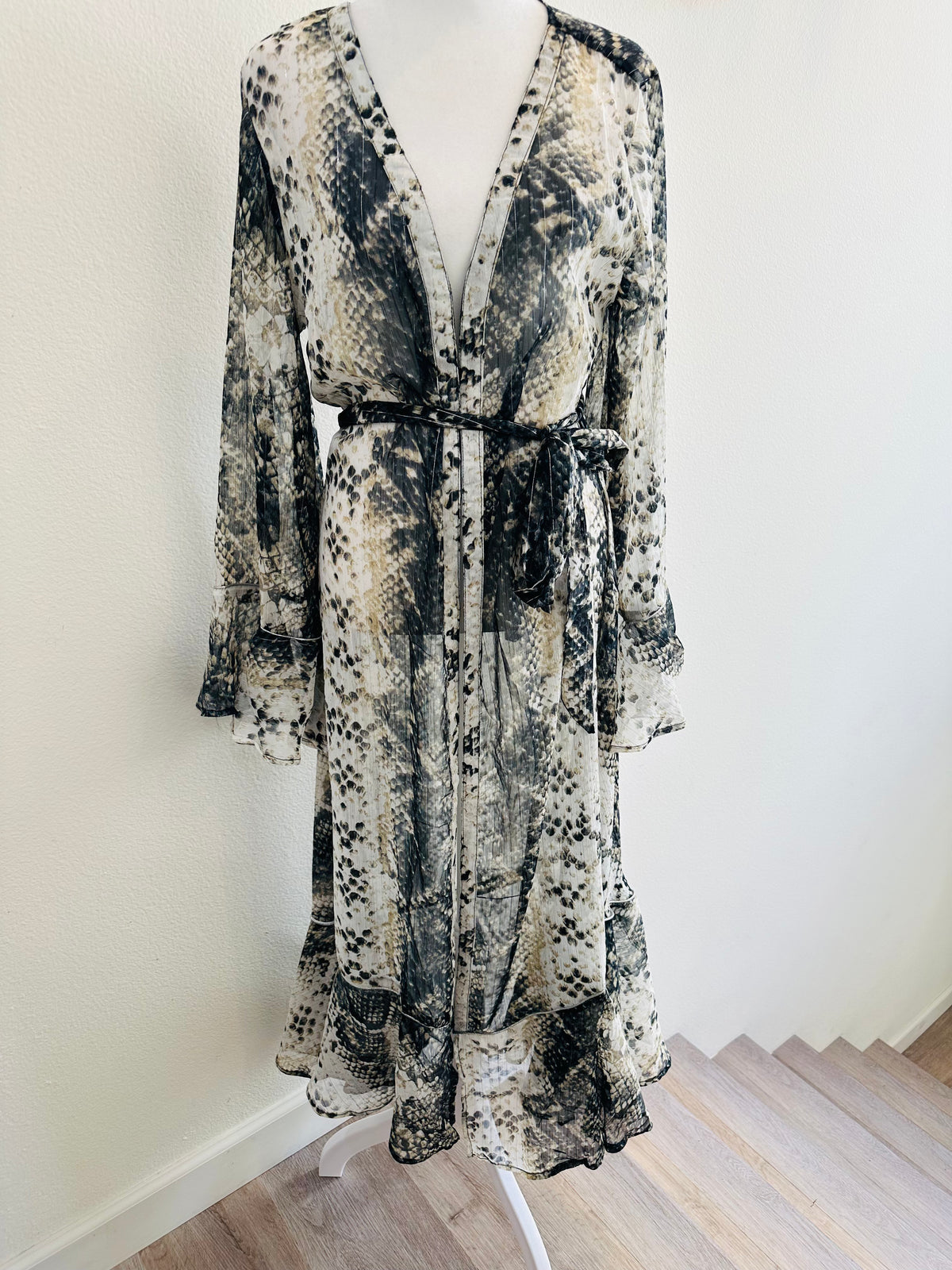 AMERICA & BEYOND SNAKE SHEER TIE MINK OVERLAY