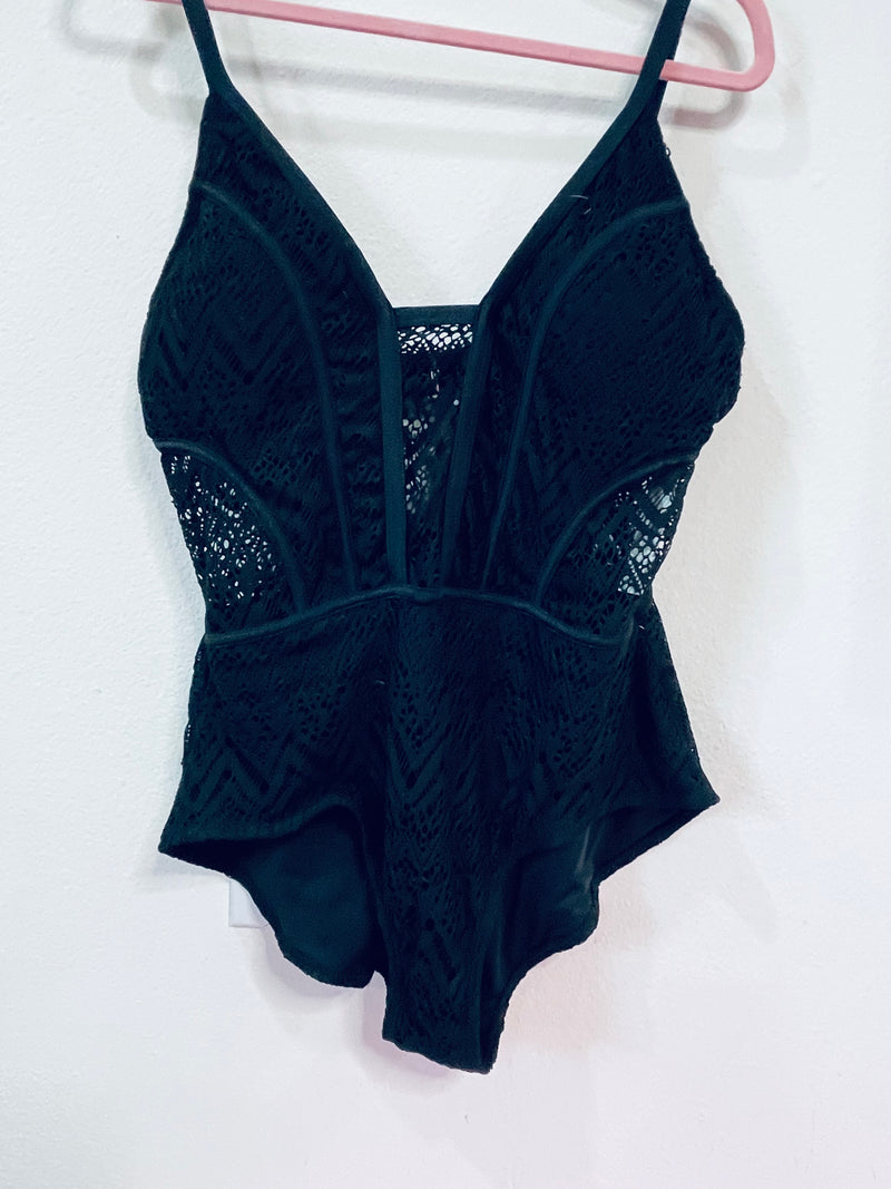 LACE BODYSUIT/SWIMSUIT