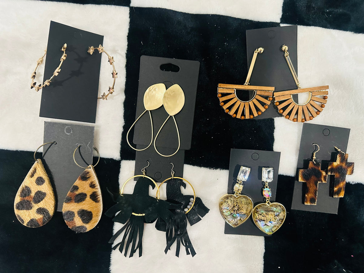 NEUTRAL EARRINGS
