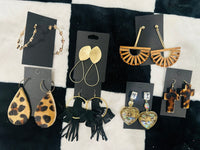 NEUTRAL EARRINGS