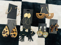 NEUTRAL EARRINGS