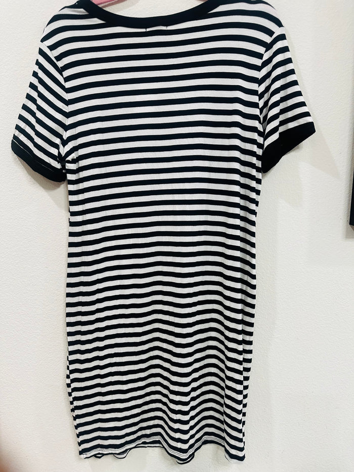 T-shirt dress
