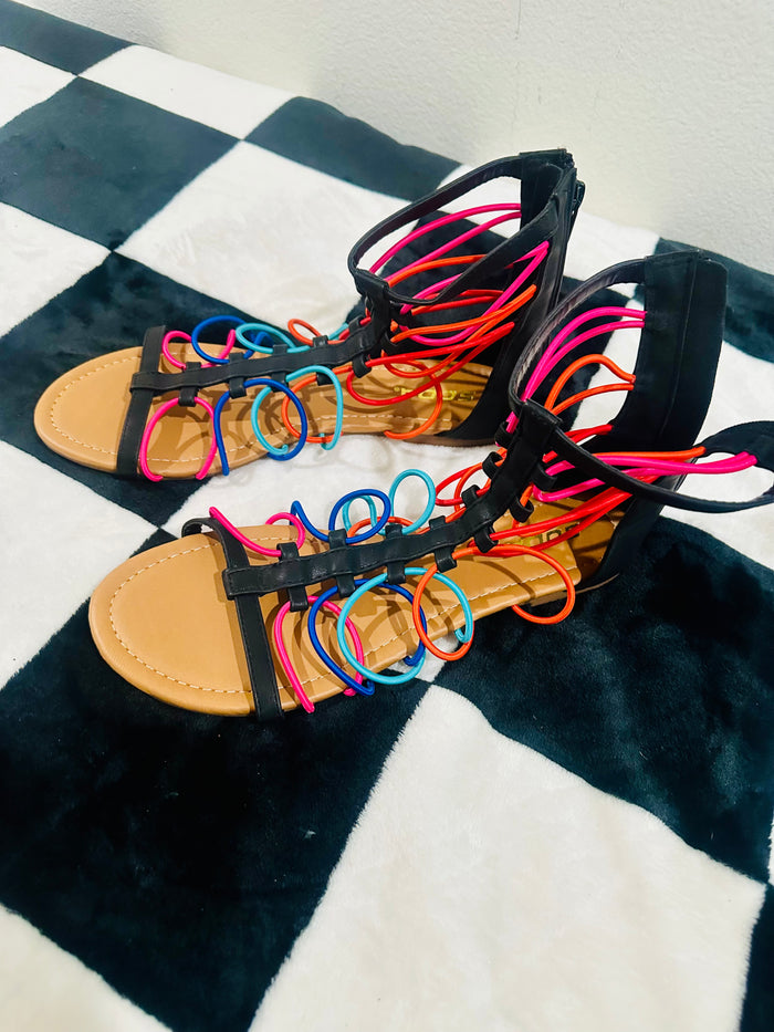 MULTI COLOR STRAP SANDALS