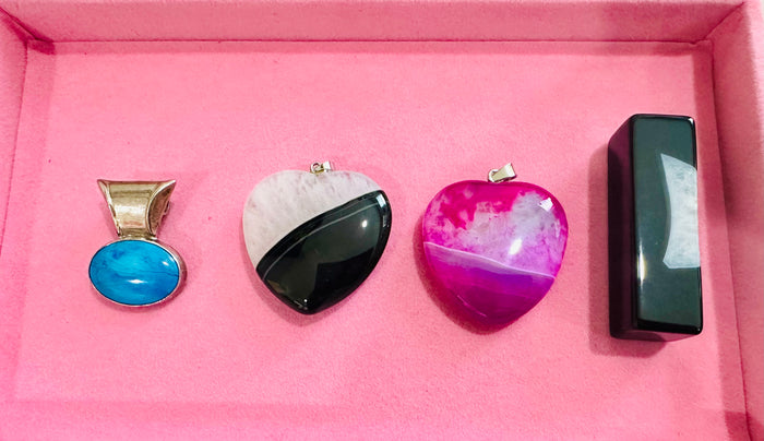 AGATE PENDANTS!