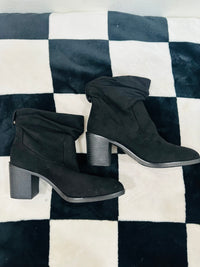 CHINESE LAUNDRY BOOTIES