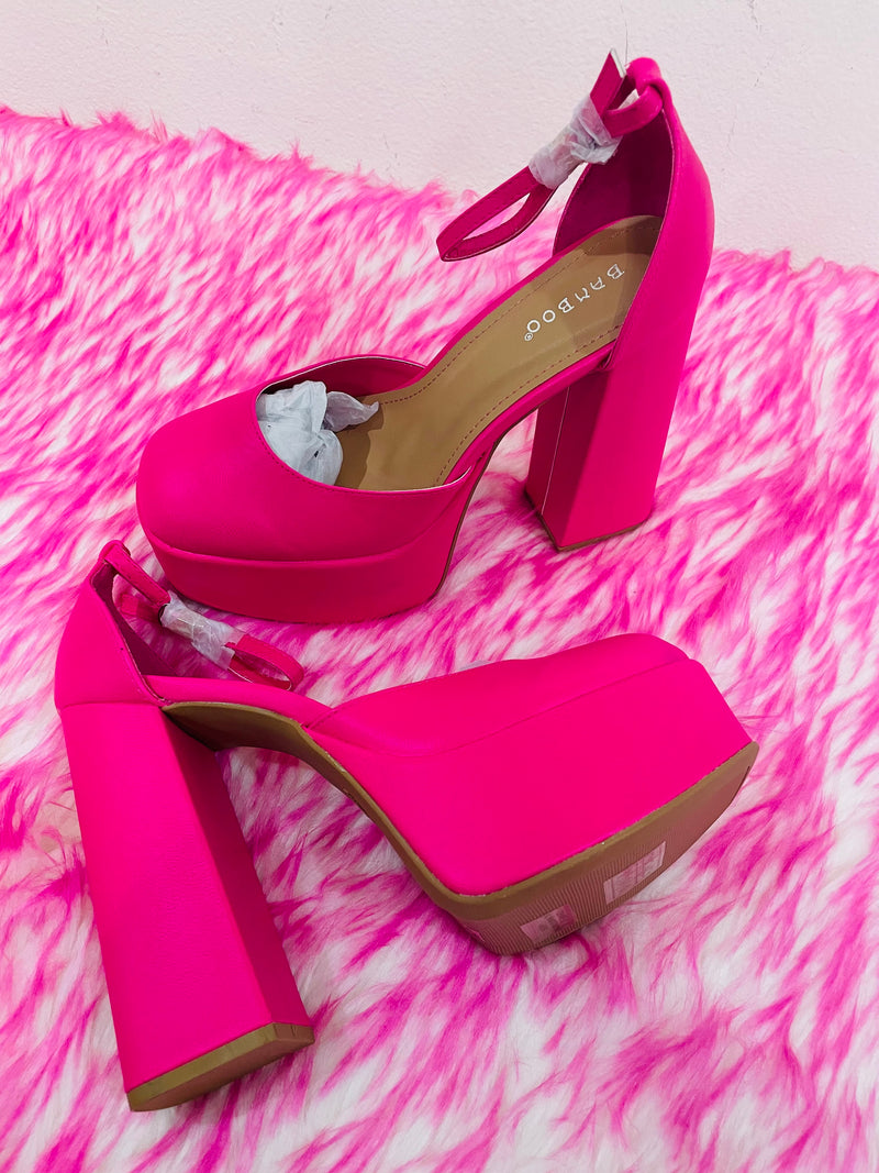 HOT PINK DESIGNER DUPE PLATFORMS