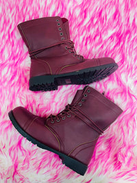 COMBAT BOOTS
