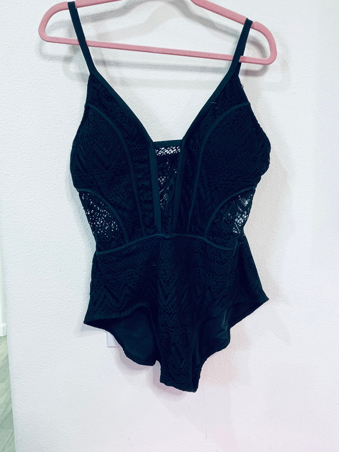 LACE BODYSUIT/SWIMSUIT