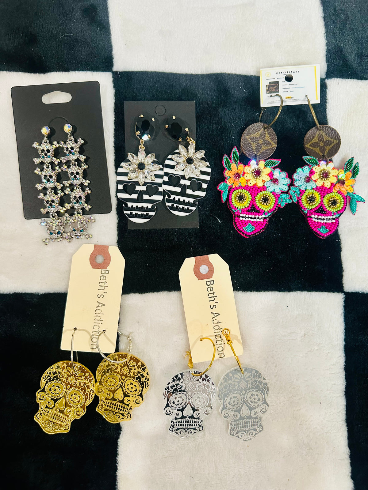 SKULL EARRINGS