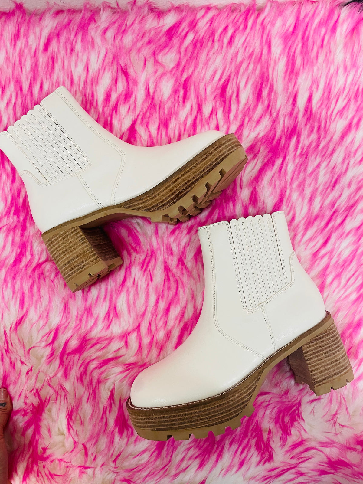 LUGG STRETCH BOOTIE