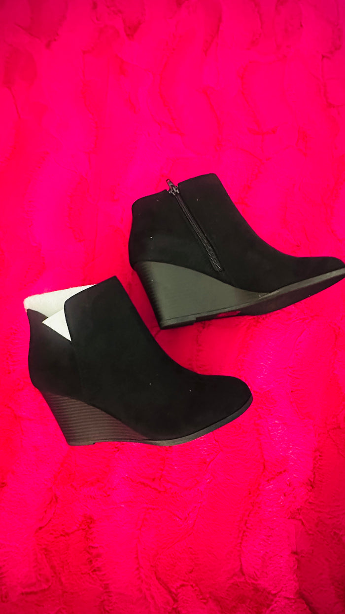 BLACK SODA WEDGE BOOTIE