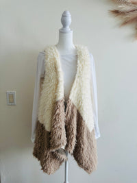 E LUNA TWO TONE SHAG VEST