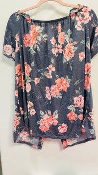 FLORAL BUTTON HALF WAY OPEN BELLY TOP