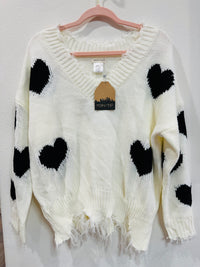 MAIN STRIP HEART FRAYED SWEATER