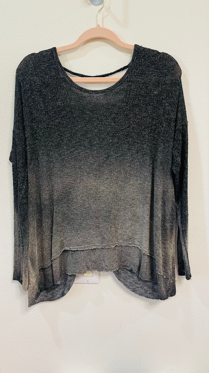 ACID WASH OVERLAY CRISS CROSS BACK TOP