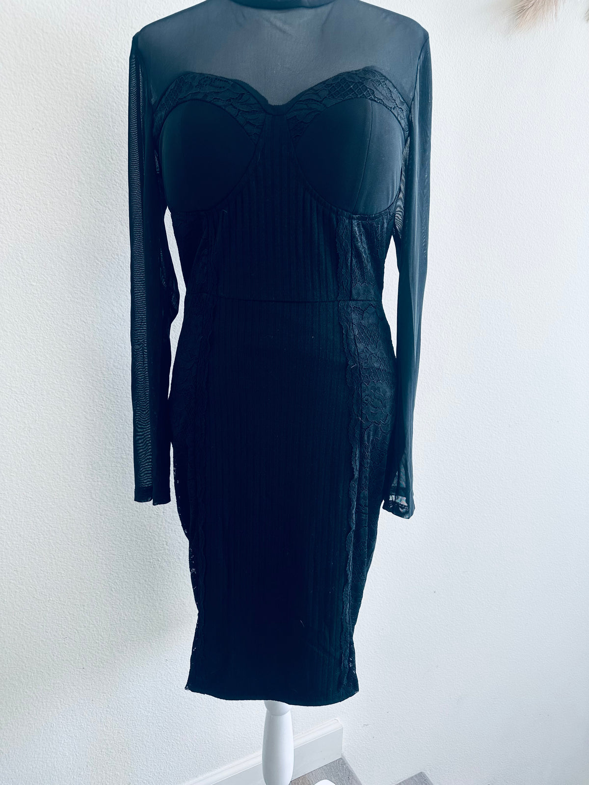 CHOCOLATE MESH SWEETHEART DRESS
