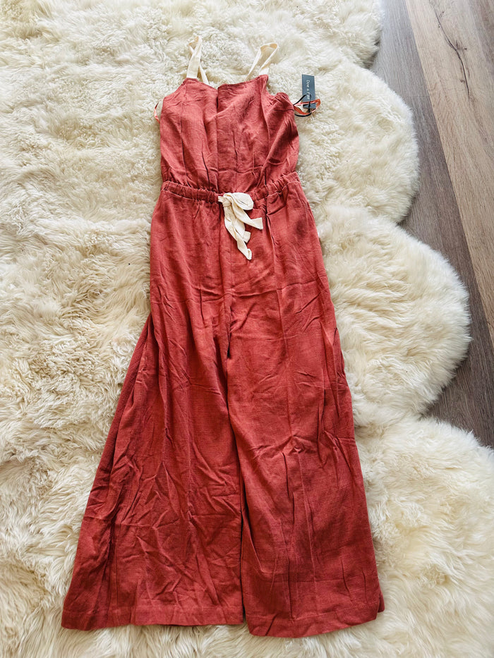 DOE & RAE TIE BACK JUMPSUIT OVERALL