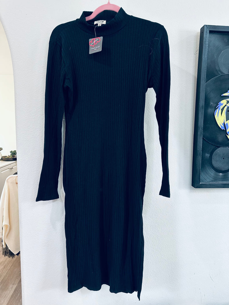 HEART & HIPS RIBBED SWEATER DRESS