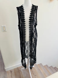 POLLY ESTHER LACE KIMONOS