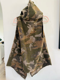 HEM & THREAD VEST