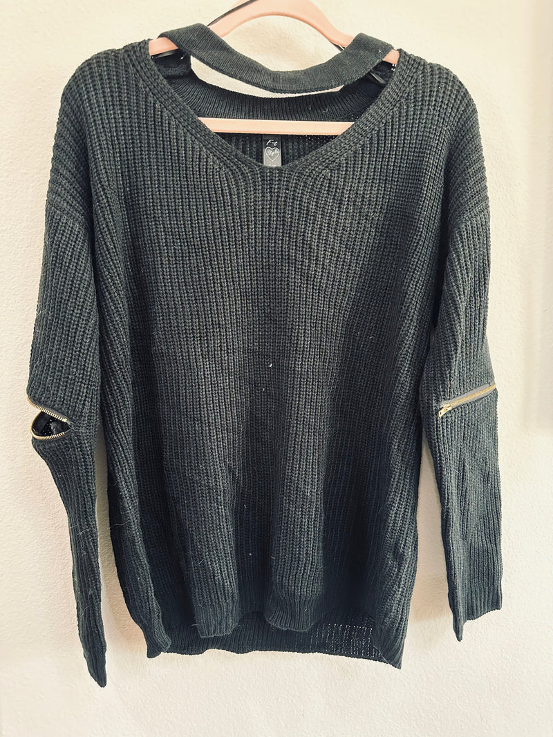 F.T STYLE SWEATER