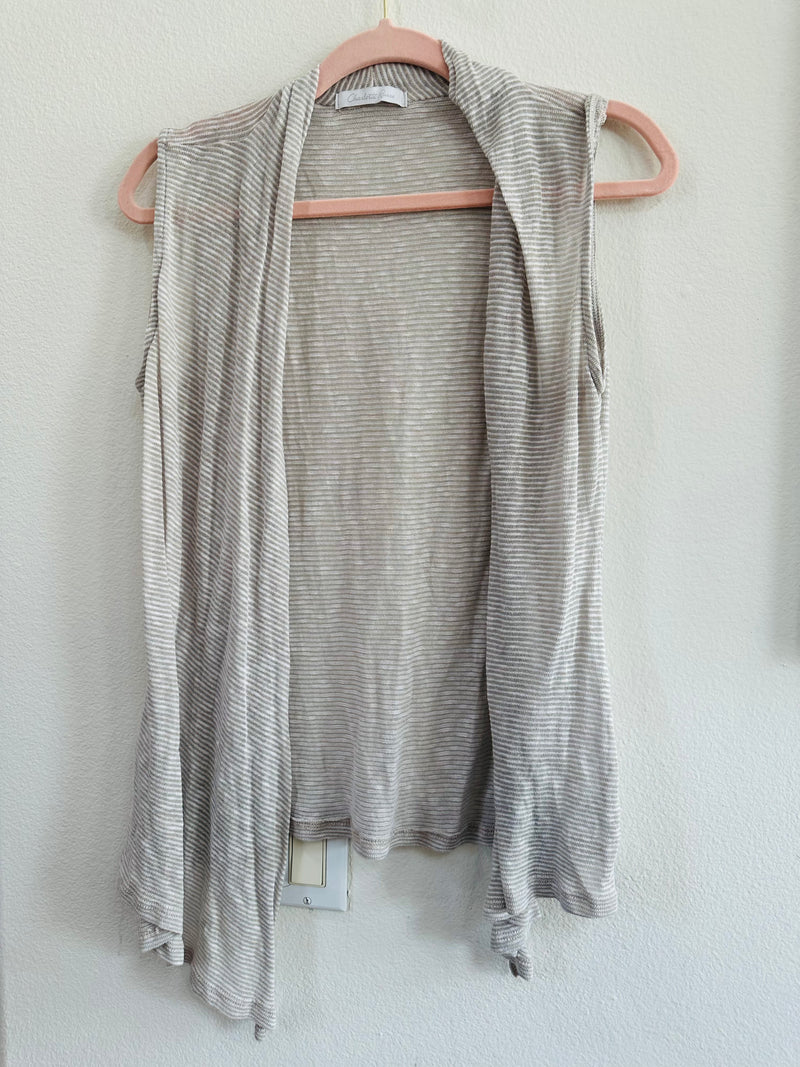CHARLOTTE RUSSE COVER-UP TOP