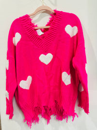 MAIN STRIP HEART FRAYED SWEATER