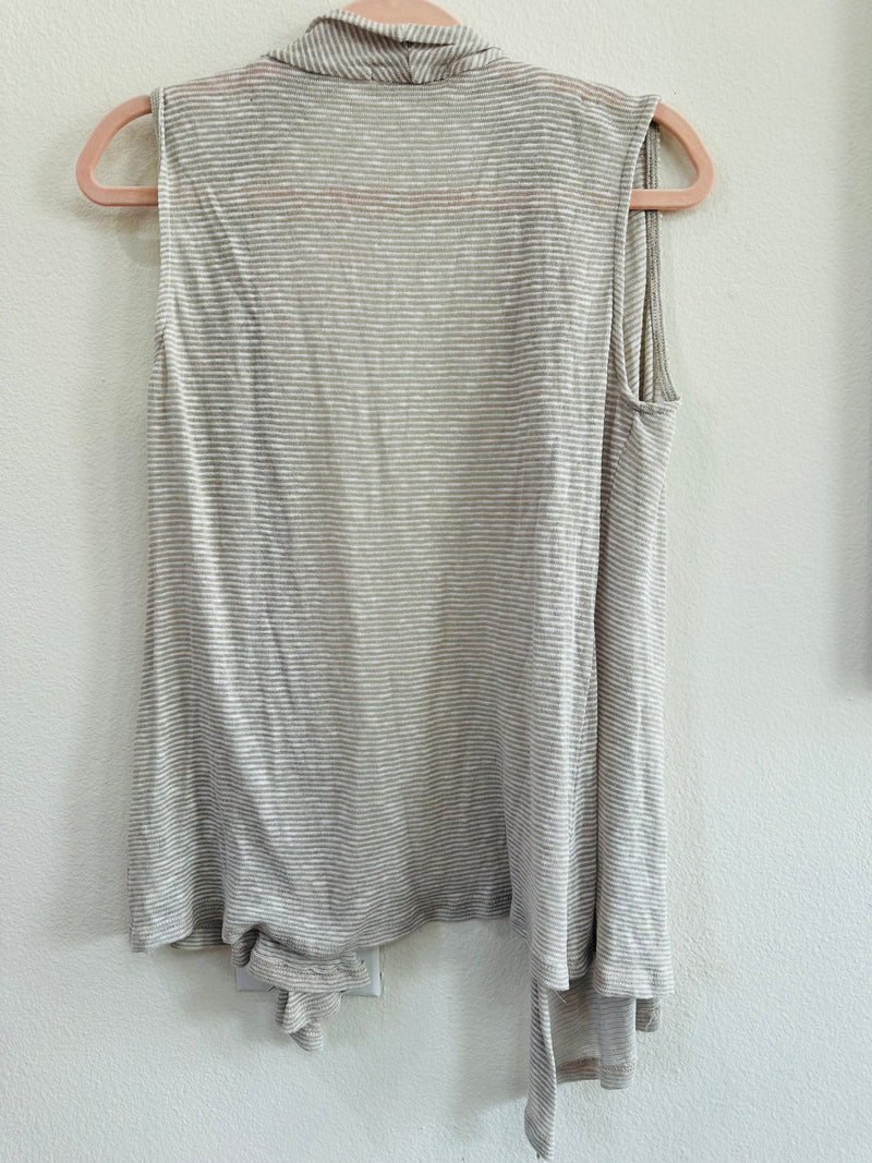 CHARLOTTE RUSSE COVER-UP TOP