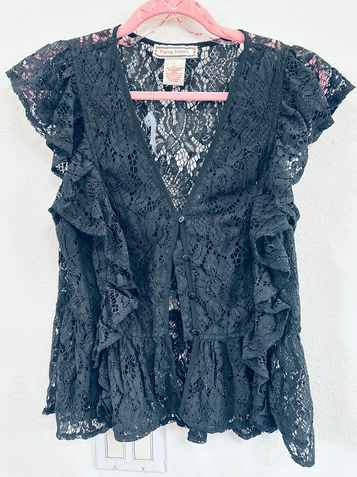 FLYING TOMATO LACE VEST OVERLAY