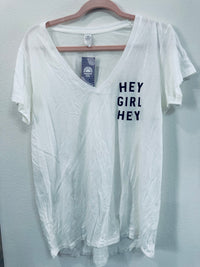 HEY GIRL HEY TEE