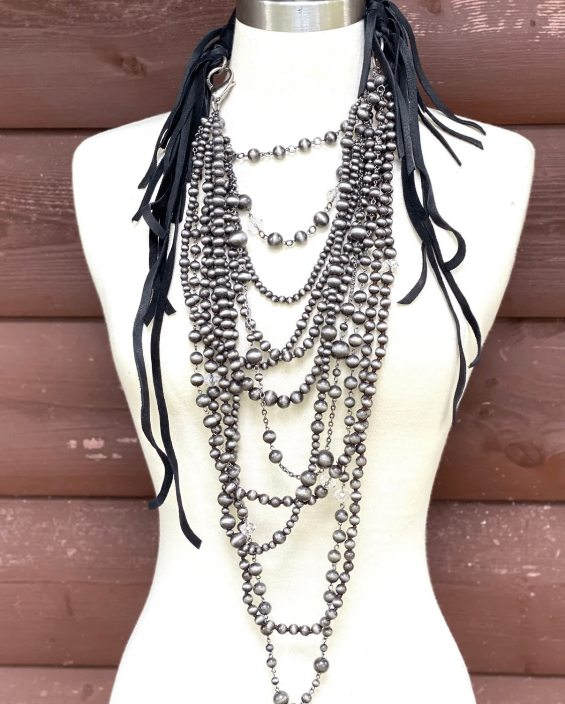 ART BY AMY STUNNER LAYERED NECKLACE W/ LEATHER AND PEARLS