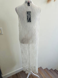 POLLY ESTHER LACE KIMONOS
