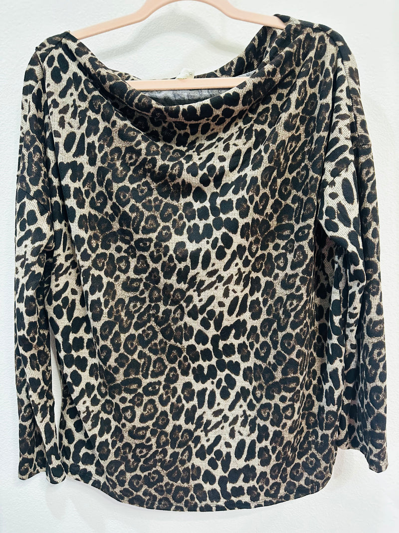 LEOPARD OFF SHOULDER TOP