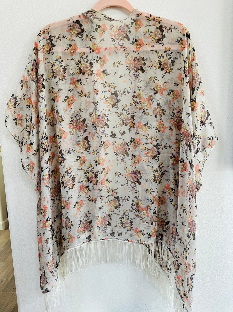 FRINGE KIMONOS
