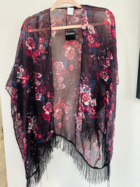 FRINGE KIMONOS