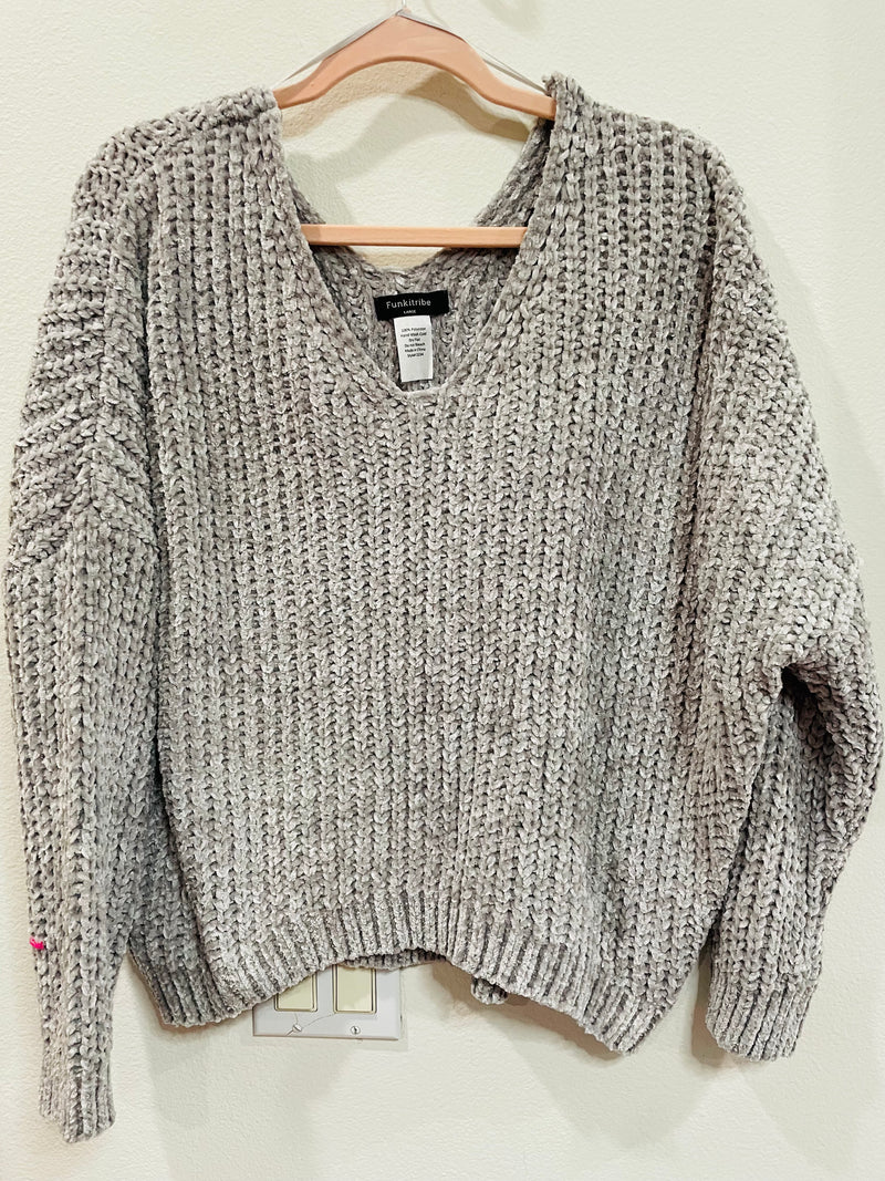 FUNKITRIBE SWEATER