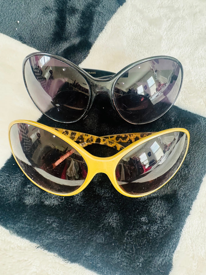 BUG OUT SUNGLASSES