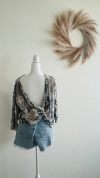 SNAKE CRISS CROSS OPEN BACK TOP