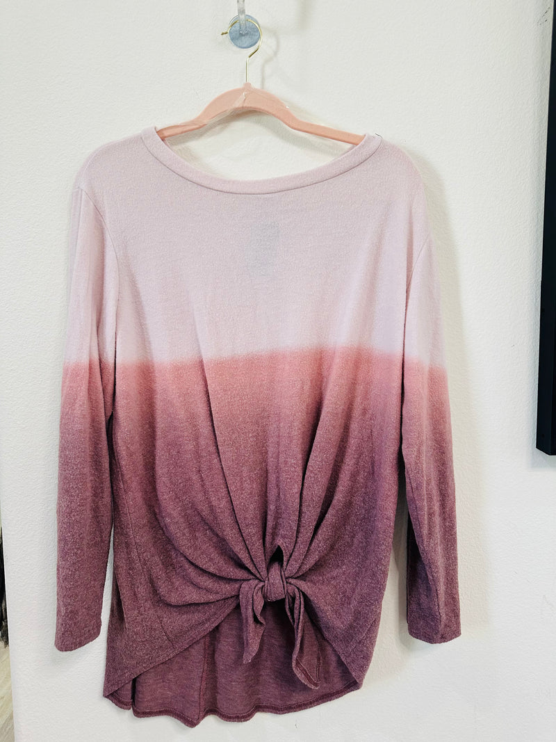 Long sleeve two tone knotted front top