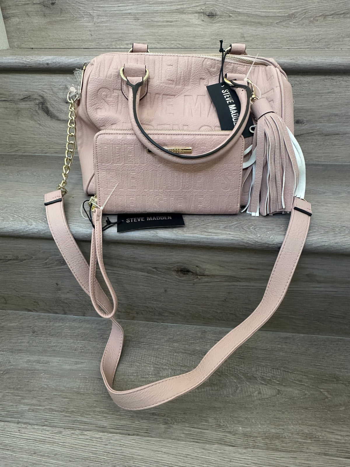 Steve Madden BRAND NEW  pink bucket bag with matching wallet