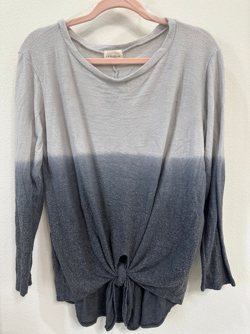 Long sleeve two tone knotted front top