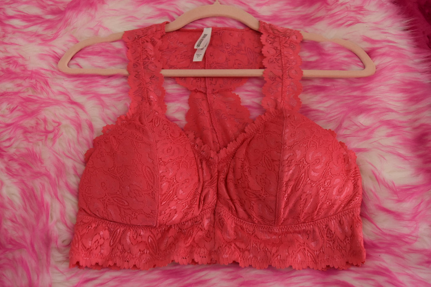 ZENDANA CORAL LACE BRALETTE