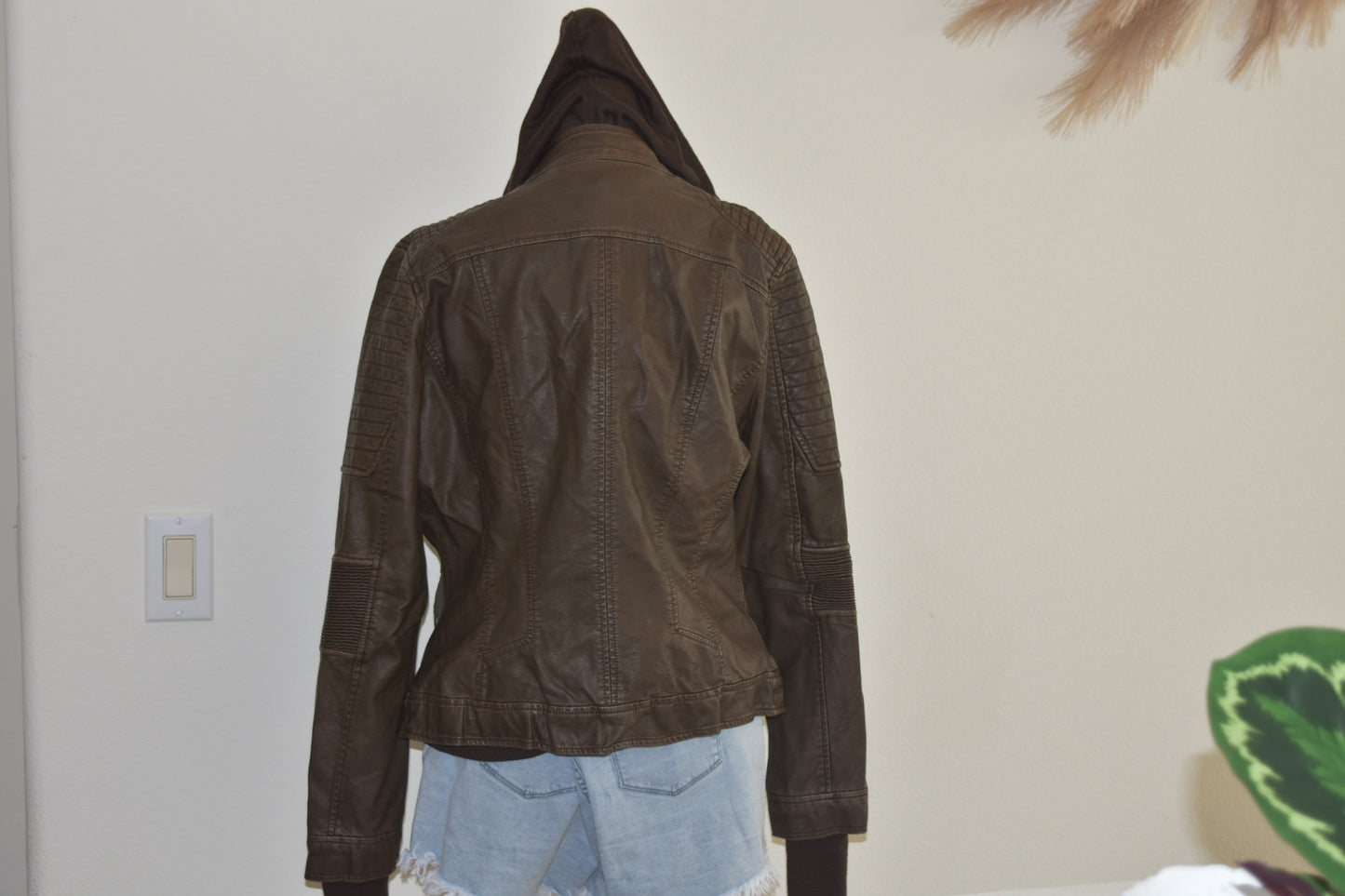 LA COALIATION LEATHER JACKET