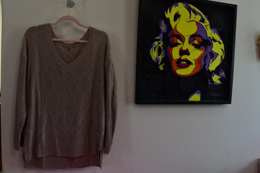 DARK TAUPE V NECK SWEATER