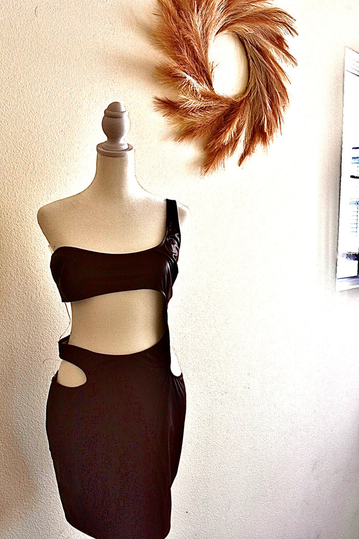 SHINE STAR CUT OUT DRESS- DOLLS KILL
