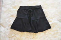 SEASHORE TIERED SCALLOP  LEG SKORTS