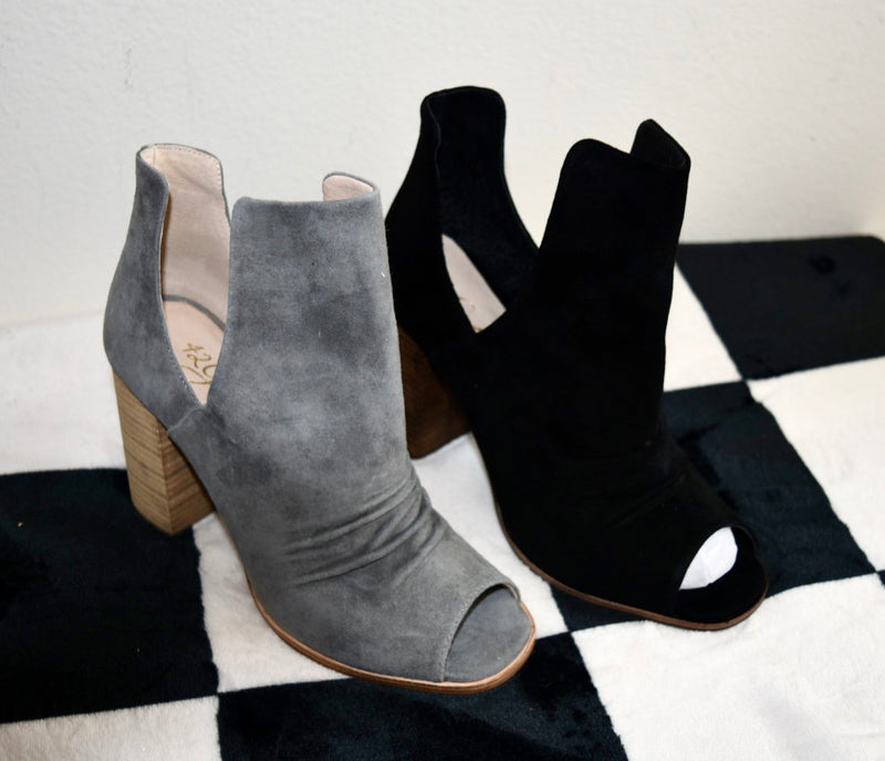 42 GOLD SUEDE OPEN TOE BOOTIE