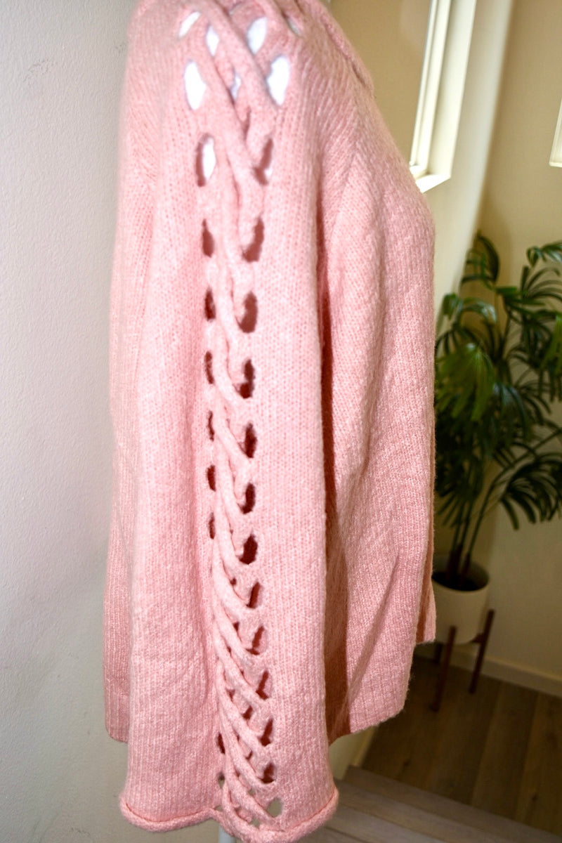 HUMMINGBIRD SWEATER
