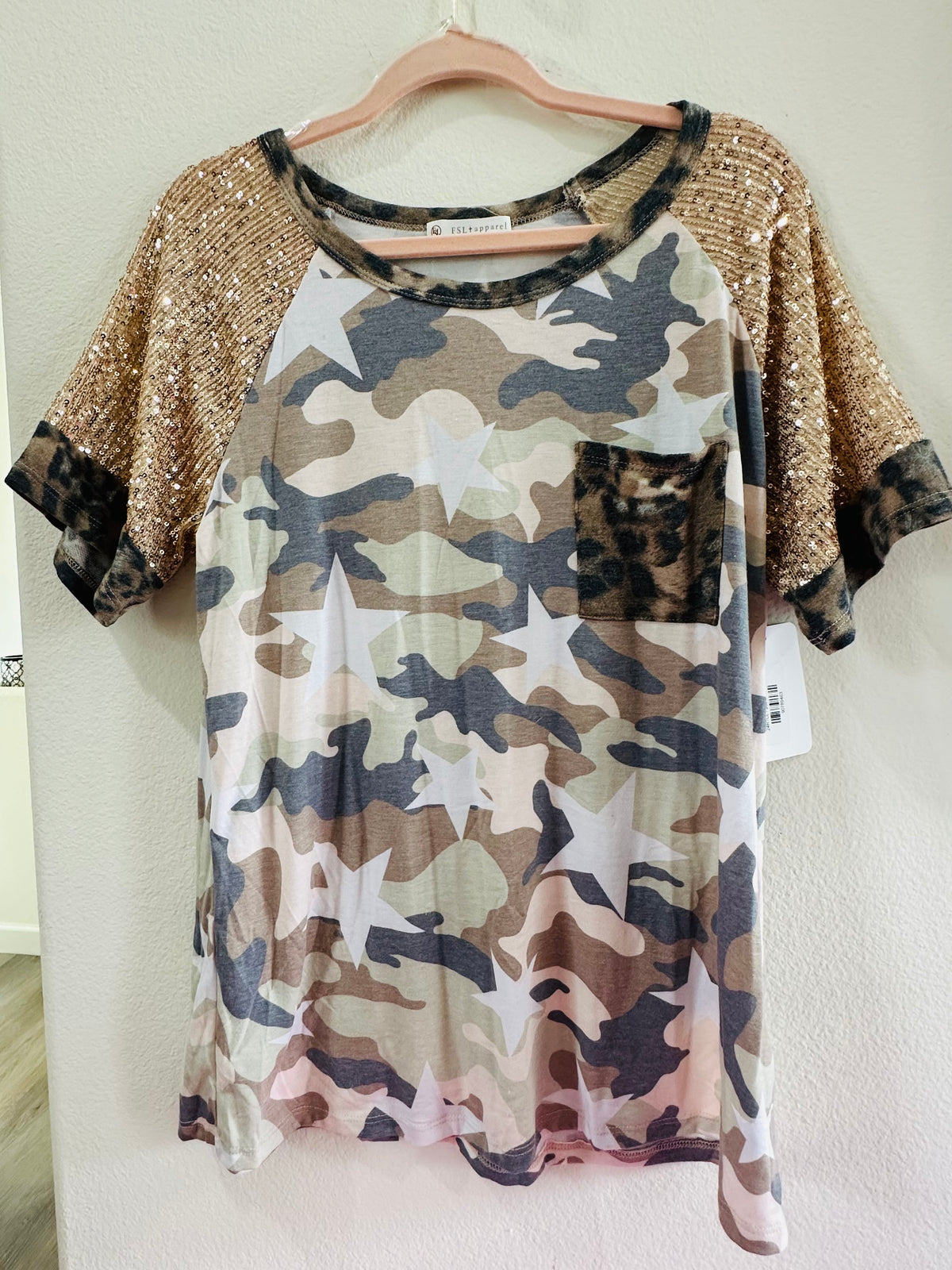 DESERT OASIS CAMO SEQUIN TOP