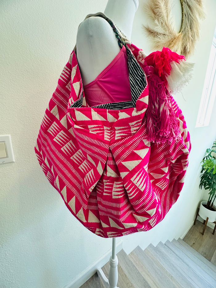 HOT PINK HANDMADE SHOULDER BAG LOVESTITCH
